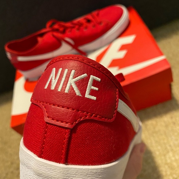 red blazer court canvas skate shoes - Picture 4 of 7